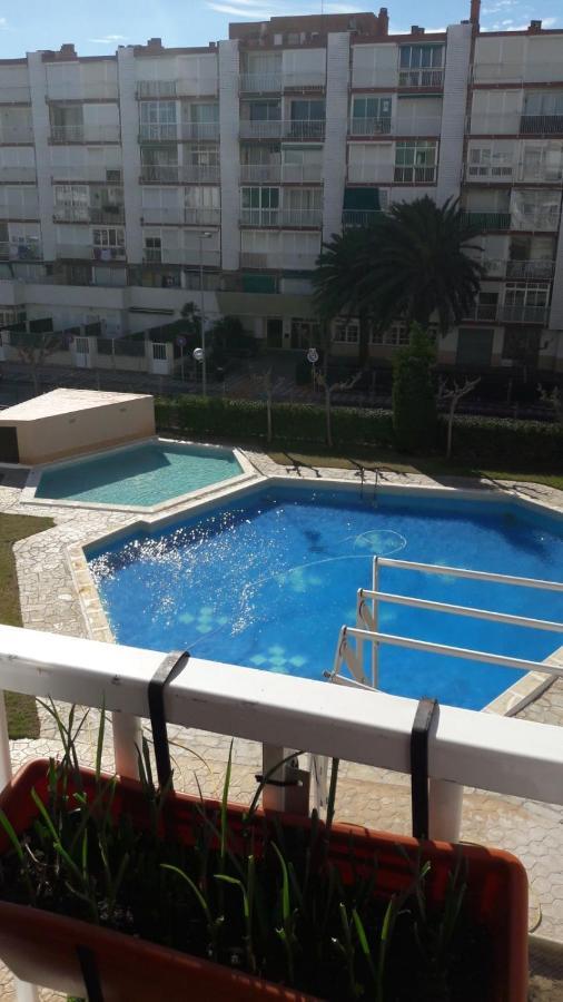 La Pineda Beach Apartment ภายนอก รูปภาพ